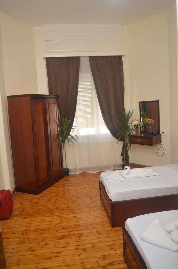 Midtown Hostel Cairo Ngoại thất bức ảnh