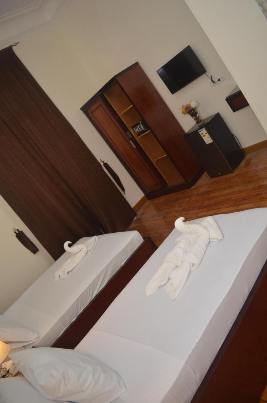 Midtown Hostel Cairo Ngoại thất bức ảnh