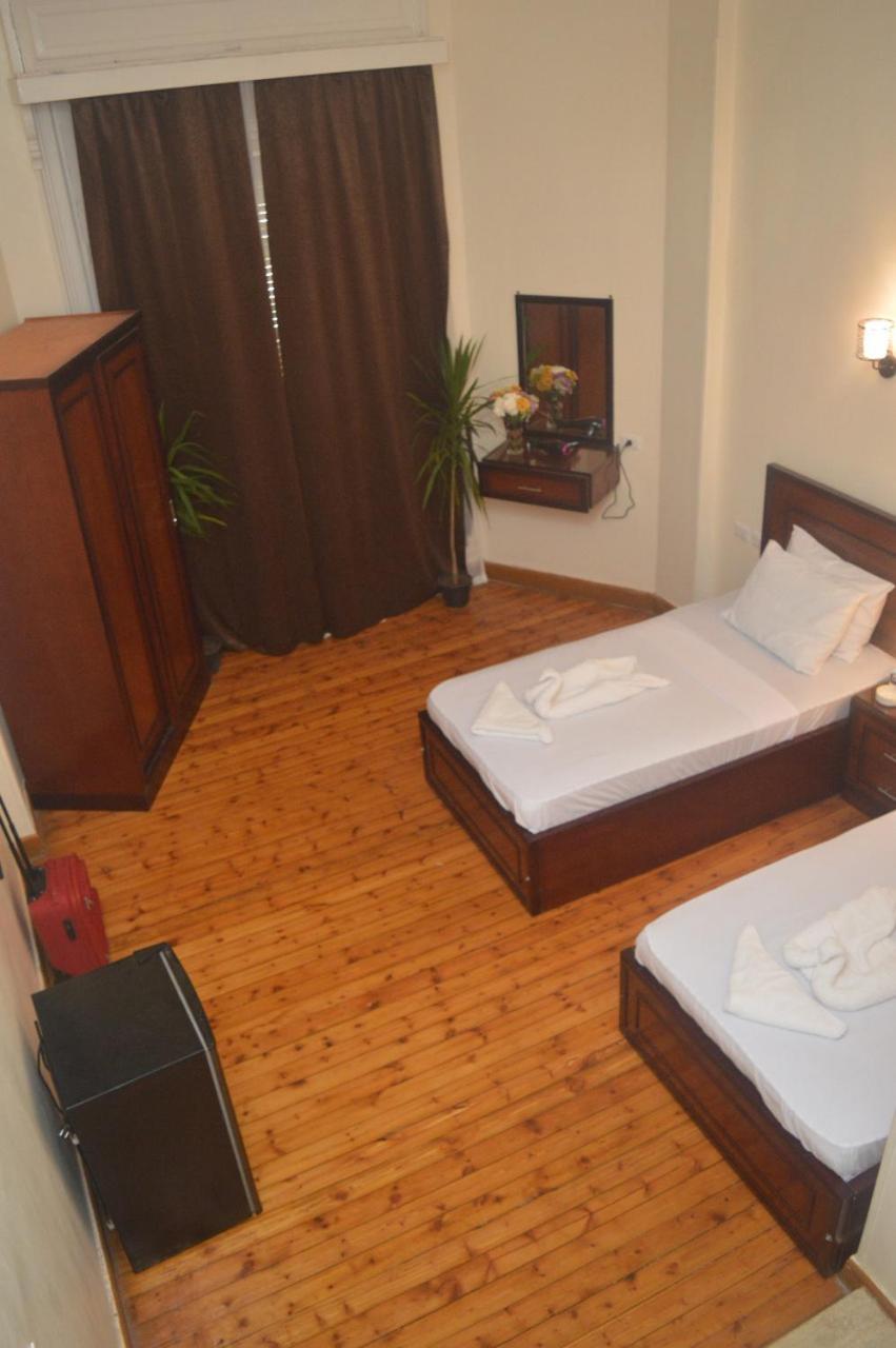Midtown Hostel Cairo Ngoại thất bức ảnh